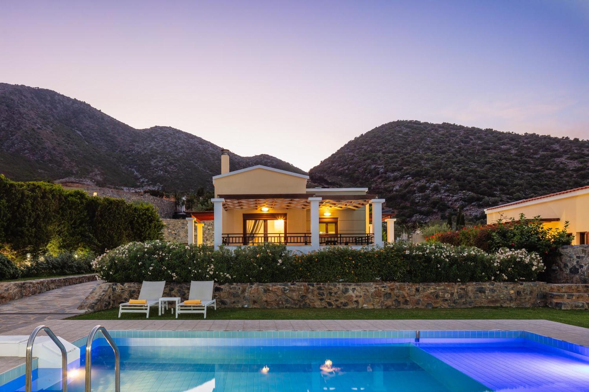 Bali  Real Dream Villas, Cretan Gems With Seaviews, By Thinkvilla מראה חיצוני תמונה