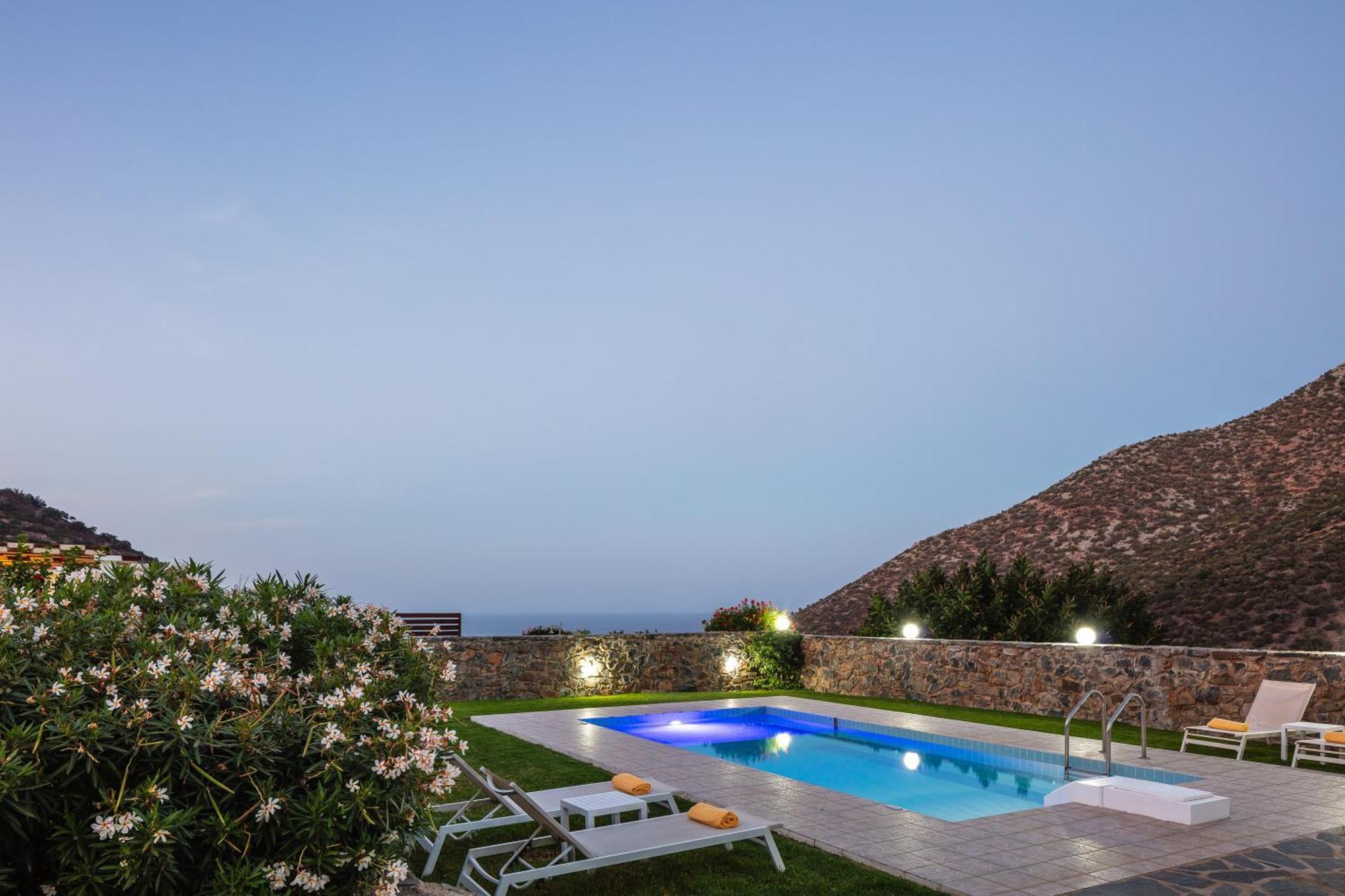 Bali  Real Dream Villas, Cretan Gems With Seaviews, By Thinkvilla מראה חיצוני תמונה